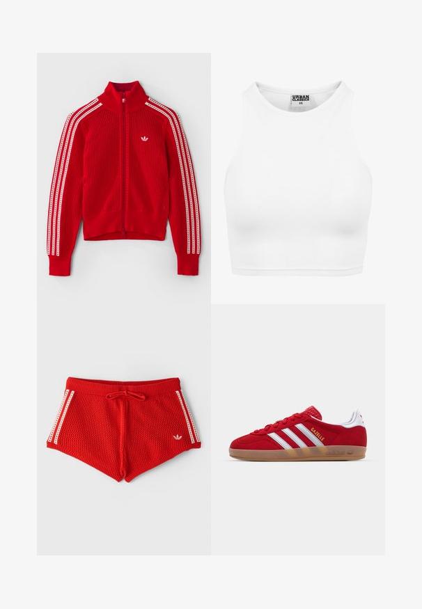 Röd stickad jacka med hög krage, dragkedjestängning och vit tre-randig design på ärmarna. Har en meshstruktur och en liten logotyp.; Vit ribbad crop top med hög krage och ärmlös design. Tillverkad av mjukt, stretchy material för en komfortabel passform.; Röda stickade shorts med ribbad midja, dragsko och vita sidostråk. Har en liten vit logotyp framtill till vänster.; Röd mocka sneaker med vitt tre-stripes mönster och guld "Gazelle" text. Har en gumminocke och texturerad häl.