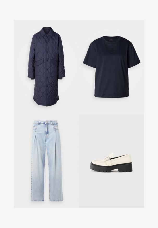 Marineblå quiltet frakk med krave, forlommer og trykknaplukning. Har et distinkt bølget mønster på stofstrukturen.; Marineblå kortærmet t-shirt lavet af blødt bomuld. Har en rund halsudskæring og et diskret broderet logo på brystet.; Lyseblå denim jeans med høj talje, bred benåbning, to sidelommer og plisseret design. Blød tekstur med et falmet finish.; Hvide læder loafers med en kraftig sort platformsål, der har en rektangulær sølvspænde og synlige syninger på overdelen.
