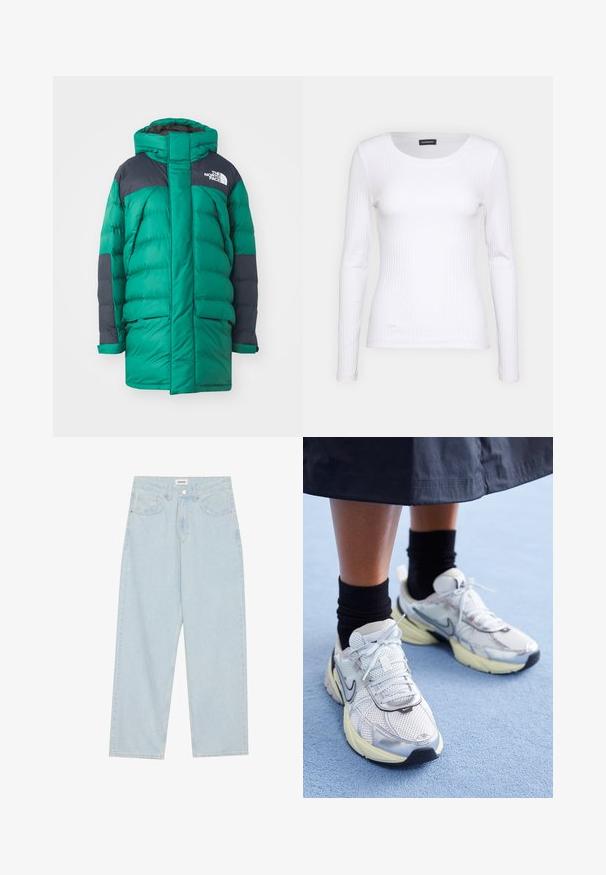 The North Face W LIMBARA INSULATED PARKA - Casaco de inverno - evergreen; Top branco canelado de mangas longas com um decote redondo. Feito de um tecido elástico que se ajusta ao corpo. Apresenta linhas horizontais sutis.; Calças jeans de perna larga em azul-claro, feitas de denim, com uma cintura média, cinco bolsos e um fecho de botão com um pequeno detalhe metálico.; Sapatilhas Nike brancas e prateadas com tecido em malha, detalhes refletivos e sola bege. Usadas com meias pretas, de pé sobre uma superfície azul.