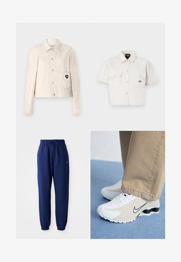 Ljusbeige denimjacka med långa ärmar, krage, tryckknappar, två frampocket och en hjärtformad svart logotyp på vänster ficka.; Kortärmad, cropped vit skjorta i bomull med två bröstfickor, knappslå fram och en logotyp-patch på vänster ficka.; Mörkblå sweatpants i mjukt tyg, med elastisk midja och dragsko, elastiska fickor och en liten vit logotyp.; Vita och beige Nike-sneakers med perforerad design, svart swoosh-logotyp, texturerad ovandel och en distinkt fjädrande svart häl.