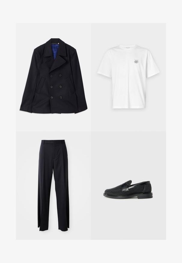 Casaco azul-marinho de lã lisa, de duplo peito, com dois bolsos frontais e lapela escavada. Interior forrado com tecido azul brilhante.; Camisa branca de algodão com mangas curtas, gola redonda e um pequeno logótipo cinza na área do peito esquerdo. Textura suave.; Calças pretas de cintura alta, com corte amplo, feitas de um tecido suave. Apresentam pregas frontais e passadores para cinto. Design minimalista, sem hardware visível.; Sandalha preta entrelaçada com um accento de couro liso na parte superior, design de biqueira redonda e sola de borracha de perfil baixo.