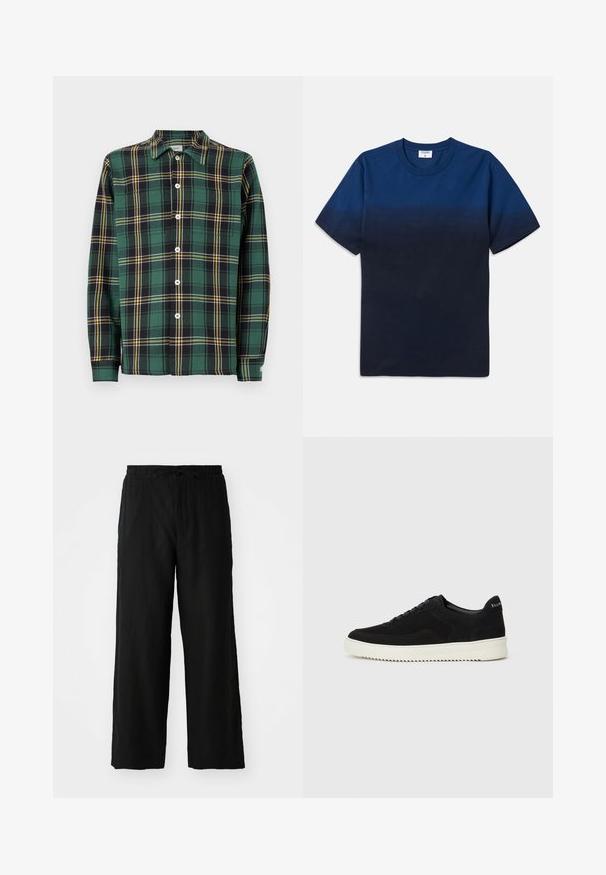 Groene flanellen overhemd met een zwart en geel ruitpatroon, lange mouwen, een kraag en knoopsluiting aan de voorkant. Kenmerkt zich door witte knopen en een label.; Navyblauwe katoenen T-shirt met een ronde hals, korte mouwen en een subtiel gradientontwerp dat overgaat van lichtere naar donkere tinten.; Zwarte wijde broek van lichtgewicht stof, met een elastische tailleband met trekkoord en zonder zichtbare zakken of patronen.; Zwarte suède sneakers met vetersluiting en contrasterende witte rubberen zool. Voorzien van textuurpanelen aan de zijkanten en subtiele branding op de hiel.