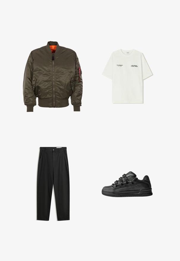 Olivengroen bomberjack met een rits aan de voorkant, ribgebreide manchetten en zoom, een oranje binnenvoering en een zijzak met een rode accentriem.; Witte katoenen T-shirt met korte mouwen. Aan de voorkant staat in zwarte tekst: "NIET MORGEN NIET VANDAAG" en "DE KUNST VAN VUIL VERPLAATSEN" in groene cursieve letters.; Zwarte katoenen broeken met een losse pasvorm, voorzien van een klassieke tailleband, voorplooien en zijzakken. Gladde structuur zonder patronen.; Zwarte sneakers met een glad leren bovenwerk, gearceerde accenten en ronde zwart-witte veters. Dikke rubberen zool met een geprofileerd loopvlak.