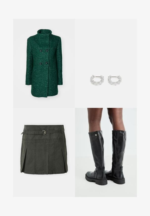 Cappotto verde doppiopetto con colletto alto, caratterizzato da un tessuto texturizzato e due bottoni neri. Taglio dritto e maniche lunghe.; Maglione corto grigio chiaro a maglia con motivi floreali in bianco e nero, scollo rotondo e polsini a costine. Tessuto morbido, design casual.; Gonna mini in cotone verde scuro, con vita aderente, una cintura e pieghe frontali. Presenta dettagli di cucitura e un taglio classico.; Stivali in pelle nera al ginocchio con texture liscia, punta arrotondata, suola spessa e chiusura con zip. Presenta un logo argentato sul lato.; Orecchini a cerchio in argento con cristalli trasparenti, rettangolari e triangolari disposti in un design a motivi. presenza di perni per un fissaggio sicuro.