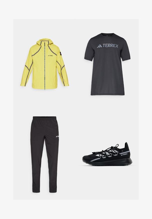 Gul jakke i gult med hette, kontrasterende grå detaljer, glidelåslukking og "TERREX" logo. Har lange ermer og justerbare mansjetter.; Svart t-skjorte med kort erm laget av lett stoff, med en lys grå "TERREX" logo på tvers av brystet og rund hals.; Sorte treningsbukser med elastisk linning, to sideglidelommer og en logo på øvre høyre ben. Glatt, lettvektig stoff.; Sorte idrettssko med mesh-overdel, reflekterende detaljer, elastiske lisser og en teksturert gummisåle. Har et strømlinjeformet design for ytelse.