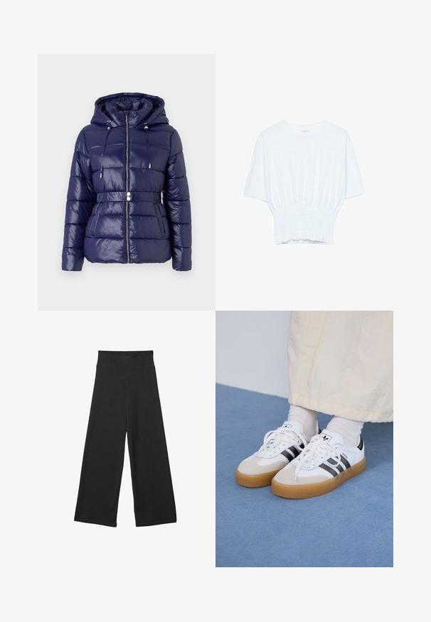 Giubbotto piumino blu navy con finitura lucida, cappuccio, chiusura con zip e vita con cintura. Presenta pannelli trapuntati e tasche laterali.; T-shirt bianco a maniche corte con una vestibilità rilassata e una texture smock in vita. Realizzato in tessuto morbido e leggero.; Pantaloni neri a gamba larga con vita elastica alta, in tessuto morbido e vestibilità ampia, adatti per l'abbigliamento casual o ambienti rilassati.; Sneakers bianche con strisce nere e accenti in suede beige. Presentano una suola in gomma texturizzata e lacci bianchi piatti, indossate con calzini di colore chiaro.
