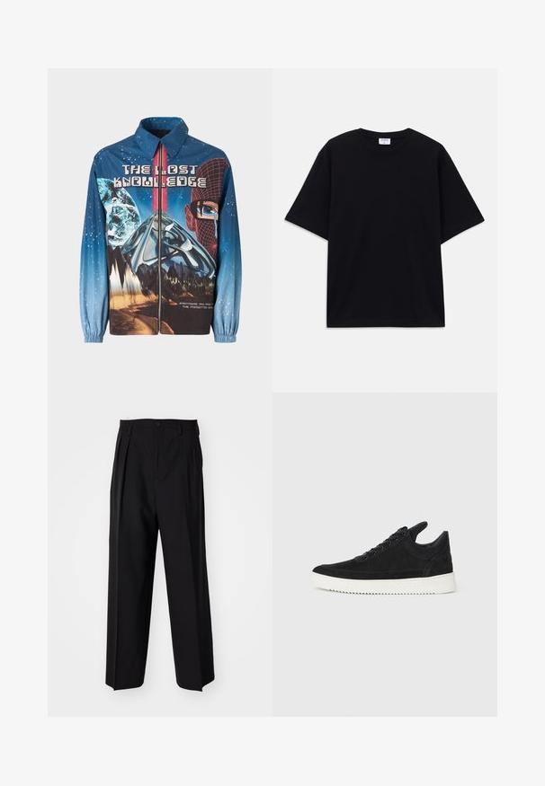 Mėlyna, grafiška užtraukiama striukė, pasižyminti kosmine tema su planetomis ir kalnais. Elastingi rankogaliai, ryškus tekstas ir gyvybingi dizaino elementai.; Juodas trumpas rankovėmis per didelis marškinėliai su apvaliu iškirpimu ir matoma Filippa K prekės ženklo etiketė vidinėje apykaklės pusėje.; Juodi klostuoti kelnių, su tiesiu, plačiu kojų dizainu. Pagaminti iš lygios medžiagos, su mygtukų uždarymu ir diržo kilputėmis.; Juodų suede sportbačių su balta gumine padu, su toniniais siuvinėjimais ir raištelių užsegimu. Sklandus paviršius su šiuolaikine, laiko forma.