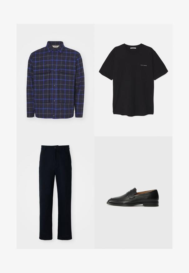 Geruite jas van textuurstof, met een donker marineblauwe achtergrond en blauwe en grijze vierkanten, twee borstzakken en drukknoopsluiting.; Zwarte katoenen T-shirt met een ronde hals, korte mouwen en een witte logo-print op de linkerkant van de borst. Eenvoudig, effen kleur ontwerp.; Marineblauwe broeken van katoen, met een recht model, een sluiting met een knoop aan de voorkant en een klassieke tailleband met riemlussen.; Zwarte leren instapper met een ronde neus, subtiele stikdetails en een lage hak, met een gladde textuur en een minimalistisch ontwerp.