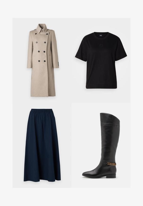 Beige kaksirivinen villasekoitteen takki, jossa on korkea kaulus, mustat napit, suora leikkaus ja sivutaskut rakenteellista ilmettä varten.; Musta puuvillapaita, jossa on pyöreä kaula-aukko, lyhyet hihat ja brodeerattu logo rinnassa. Yksinkertainen, rento istuvuus ilman kuvioita.; Laivastonsininen, kokopitkä hame, joka on valmistettu tekstuurillisesta kankaasta ja jossa on joustava vyötärö ja hienovaraiset pystysuorat raidat.; Pitkiä mustista nahkasaappaista, joissa on tyylikäs muotoilu, terävä kärki ja kultaketjuakseli nilkassa. Matala lohko korko. Sujuva pinta.