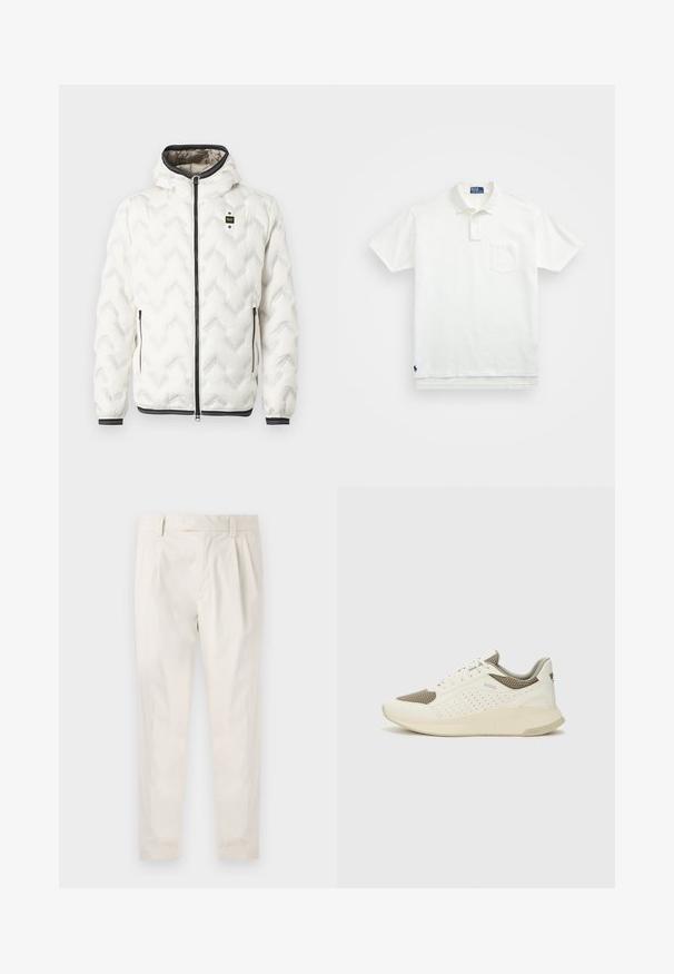 Vit puffermantel med huva, med ett kviltat, zigzag-mönster, svart dragkedja och ärmslut med vita ränder. Lätt och isolerad design.; Vit polo skjorta i bomull med en klassisk krage, treknapps placket och en bröstficka på vänster sida; liten logga vid fållen.; Vita, plisserade byxor med skräddarsydd passform, med en mjuk yta, bälteshängare och avsmalnande ben. Inga synliga fickor eller mönster.; Vit och ljusbeige atletisk sneaker med ett meshöverdrag, perforerade detaljer och en texturerad mellansula med varumärke på hälen.