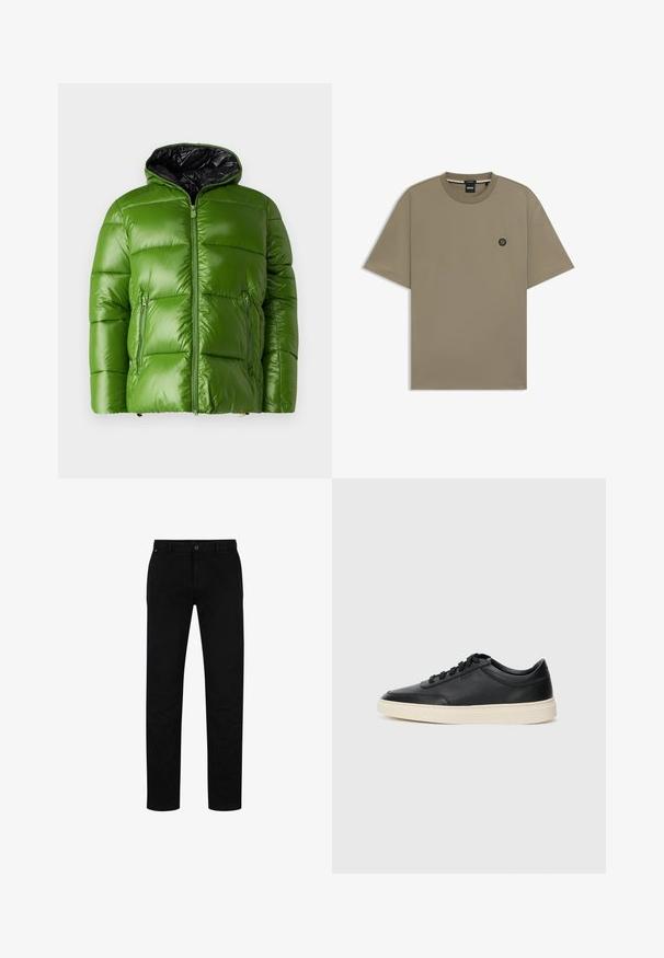 Grüne Pufferjacke mit glänzender Oberfläche, Reißverschluss und schwarzem Innenfutter. Verfügt über zwei Reißverschluss-Vordertaschen und eine Kapuze.; T-Shirt mit kurzen Ärmeln in Olivgrün, aus Baumwollmischung, mit rundem Ausschnitt und einem kleinen Logo-Patch auf der linken Brust.; Schwarze Baumwollhosen mit geradem Schnitt, featuring einen Knopfverschluss, Gürtelschlaufen und minimalistischem Design. Glatte Textur, ohne Muster.; Schwarzer niedriger Ledersneaker mit schwarzen Schnürsenkeln und cremefarbenem Sohlenrand, seitlich auf weißem Hintergrund dargestellt.