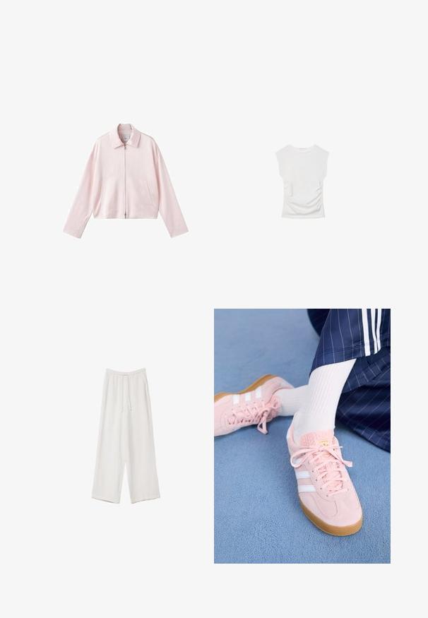 Helle rosa cropped Jacke mit spitzem Kragen, vorderem Reißverschluss und zwei Seitentaschen. Glattes Material mit einem einfachen, klaren Design.; Weißes Kurzarmoberteil mit Rundhalsausschnitt. Verfügt über geraffte Textur an den Seiten und eine figurbetonte Silhouette, gefertigt aus weichem, dehnbarem Material.; Weiße weit geschnittene Hose aus leichtem Stoff. Mit einem elastischen Bund und Kordelzug sowie Seitentaschen. Glatte Textur.; Hellrosa Wildleder-Sneaker mit weißen Streifen und Schnürsenkeln, ausgestattet mit einer strukturierten Zunge und einer Gummisohle, auf einem blauen Teppich platziert.
