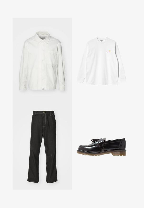 Witte overhem shirt van katoen, met een klassieke kraag, lange mouwen en een enkele borstzak. Glad oppervlak, eenvoudig ontwerp.; Witte katoenen T-shirt met lange mouwen en ronde hals, met een klein geel en bordeaux logo op de linkerborst. Naadloze manchetten en zoom.; Zwarte denim jeans met een losse pasvorm, voorzien van contrasterende witte stiksels, een knoopsluiting en een recht ontwerp.; Zwarte patenten leren instappers met een gevlochten ontwerp, franjeraccent en een chunky, gestructureerde rubberen zool. De zijaanzicht benadrukt de slanke silhouette.