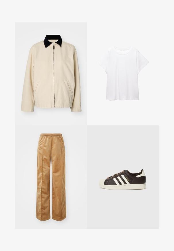 Weekday BELLE WASHED JACKET - Jas - dusty beige; Witte T-shirt van zacht, lichtgewicht stof. Heeft een ronde halslijn en korte, brede mouwen met een ontspannen pasvorm. Geen zichtbare patronen.; Tan wijde broek van zacht, fluweelachtig materiaal. Voorzien van een elastische tailleband en verticale naden aan de voorkant voor extra detail.; Low-top Adidas Superstar sneaker in donkerbruin leer met crème shell-toe, witte strepen en de tekst "Superstar" aan de zijkant.