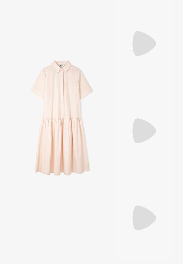 Ipekyol RUCHED - Robe chemise - powder; adidas Originals SAMBA OG - Baskets basses - footwear white/solar red/off white; Ray-Ban UNISEX - Lunettes de soleil - black; ALDO MURIA - Sac à main - white