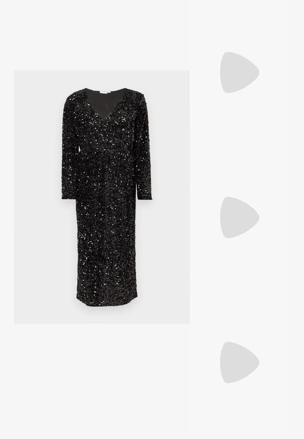 Must mustriga kleit pikkade varrukatega, sügava V-kaelusega ja pahkluuni ulatuva disainiga. Sädelev tekstuur tõstab visuaalset huvi.; Must musta nahk kingad sanga ja terava ninaga, ankle strapidega, millel on hõbedased pandlad ja riistvara ning õhuke konts.; Kuldmetallist käekott, millel on struktureeritud disain, sile tekstuur ja reguleeritav rihm. Omab ainulaadset kolmnurkset kuju ja minimalistlikku õmblust.; Kuldse värvi kõrvarõngad, mis on kaunistatud tekstuursete ja laineliste kujunditega. Komplektis on skulpturaalsed klamber kõrvarõngad ja avatud rõngasdisain, millel on lõhestatud viimistlus.