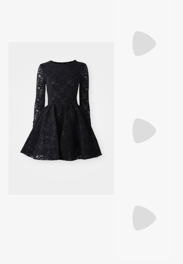 Sort blonde kjole med lange ærmer, rund halsudskæring og en udspilet nederdel. Blondeoverlejring har et blomstermønster overalt.; Sorte læder loafers har en høj, kraftig platform med en tekstureret sål. De har et syet design og en guldtonet accent på remmen.; Maje MISS MINI - Skuldertasker - noir; Guldtonede øreringe med flere kaskadende kæder, der har klare ovale rhinestein-accenter og dekorative studtoppe.