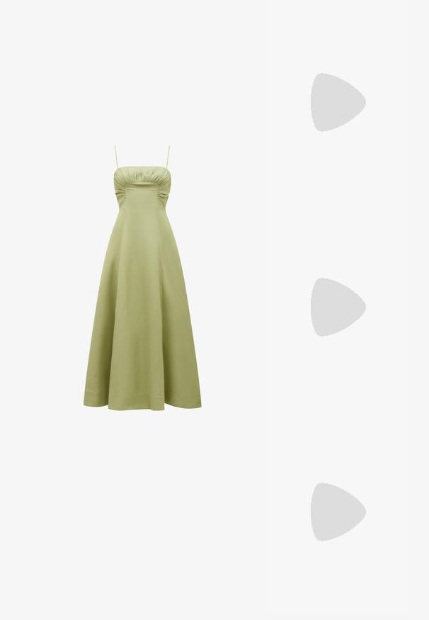 Robe verte midi avec un corsage ajusté, un détail froncé au niveau de l'encolure et des fines bretelles. Tissu lisse et léger.; Talons slingback beiges avec des pointes effilées, présentant un design à rayures découpées, des détails tissés et un petit talon bloc. Fini de surface lisse.; Sac à main en cuir bordeaux au design doux et froncé, avec une forme arrondie. La poignée est fixée, mettant en valeur une texture lisse.; Montre rectangulaire en or avec un cadran blanc, des marqueurs d'heure minimalistes et un bracelet en métal maillé. Elle possède une couronne latérale pour régler l'heure.