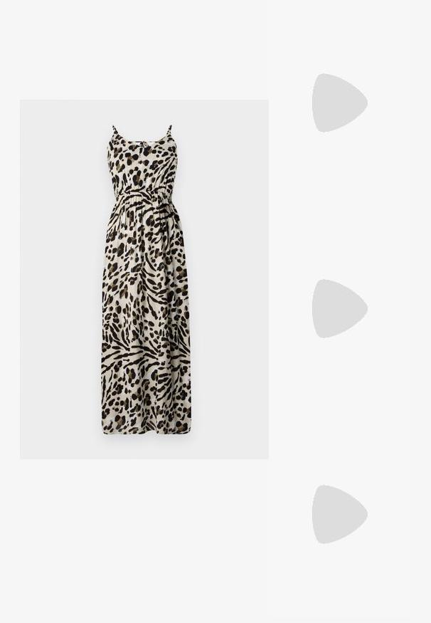 Maxiklänning i leopardmönster med justerbara axelband, cinchad midja, svävande tyg och beige bakgrund med svarta och bruna mönster.; Svarta lackläder slingback-klackar med spetsig tå, en rundad utskärning och en blockklack. Utsmyckad med en spänne i guldton.; Svarta överdimensionerade solglasögon med gradientlinser, tjocka bågar och kedjedetaljer i guldton vid tempelarmarna.; Stor strandväska av halm med en texturerad, beige yta och två breda handtag. Har en läderdetalj som stängning.