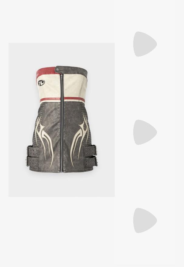 Strapless fitted vest made of textured black and beige leather, featuring red accents, a central zipper, and side straps with metal studs.; Black heeled sandals with multiple crisscross straps. Smooth material, pointed toe, and narrow heel. Adjustable ankle strap with buckle.; Silver metallic pouch bag with a soft, rounded shape and a knotted top closure. Made from smooth faux leather material.; Gold-tone metal earring with a sleek, curved design. Features a distinctive pointed shape, polished surface, and hinge closure.