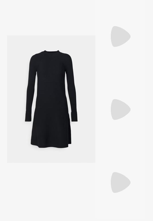 Robe noire à manches longues avec un col montant, coupe décontractée et fentes latérales pour faciliter le mouvement. Texture simple et lisse.; Chaussure slingback en cuir noir avec un bout pointu, des sangles décoratives avec œillets en métal et un petit talon carré. Surface texturée.; Vivienne Westwood SMALL PURSE CHAIN - Sac bandoulière - black; Deux boucles d'oreilles en forme d'aile, en métal argenté avec des strass ronds taillés clairs et des accents en métal doré dans un design superposé.