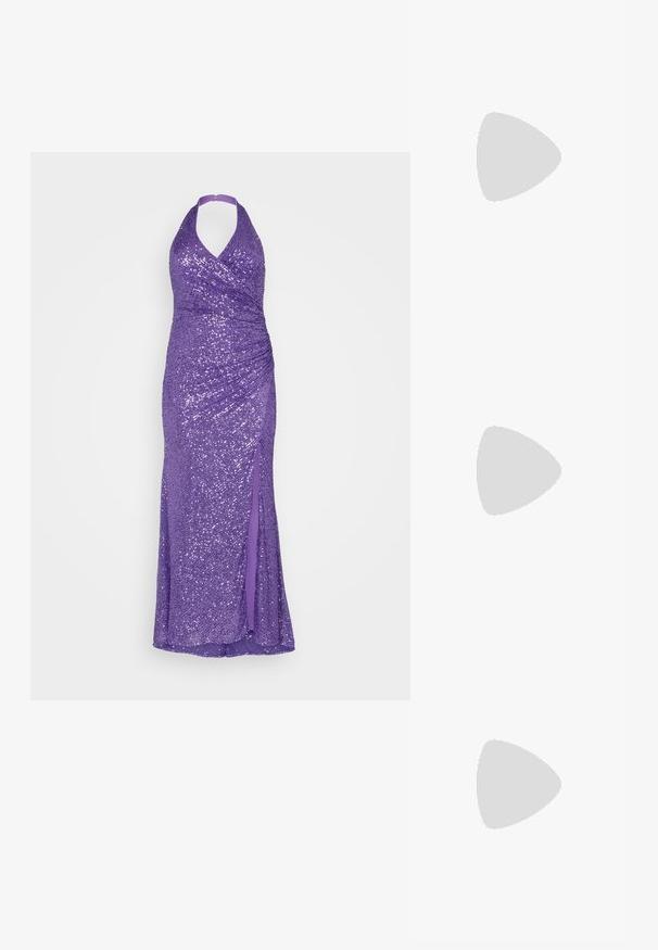 Robe halter violet ornée de sequins, avec un décolleté en V profond, un design froncé, une fente sur le côté, et une texture lisse et brillante. Dispose d'une fermeture à lanière assortie.; Escarpins slingback en cuir verni beige avec un bout pointu et un talon carré fin. Texture lisse et design minimaliste sans ornement.; Sac à main en cuir vegan blanc avec un design courbé, présentant des lacets décoratifs sur les côtés et une seule bandoulière.; Ensemble de 16 bracelets en argent avec diverses textures, y compris des motifs lisses, torsadés et perlés, disposés en quatre rangées sur un fond blanc.
