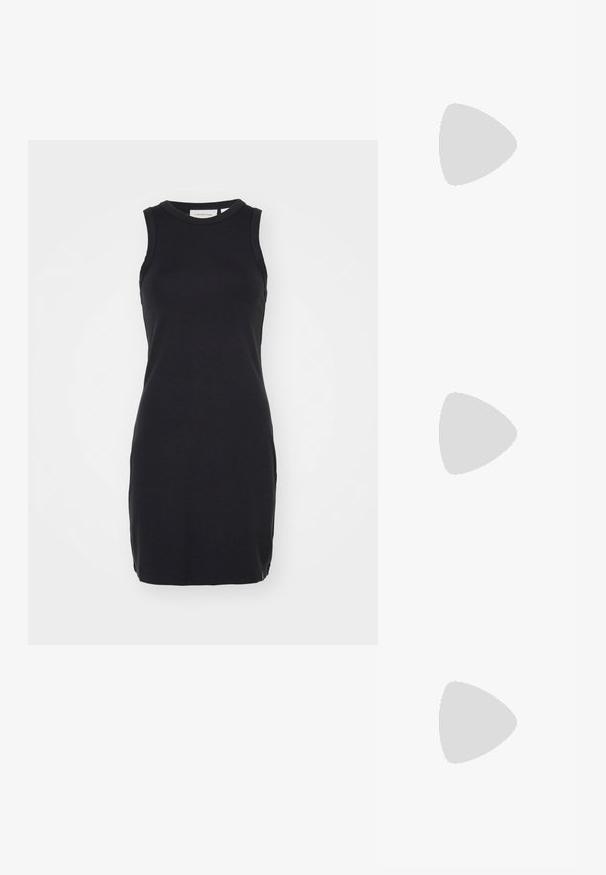 Black sleeveless dress made of smooth, stretchy fabric. Features a round neckline and fitted shape, with a hem ending above the knee.; Black heeled sandals with a slender strap design, square toe, and a mid-height block heel. Made from smooth leather with a matte finish.; Calvin Klein LINEAR CAMERA BAG - Cross body bag - black; Three metal rings: one rose gold, one gold with textured accents, and one silver, all with engraved branding on the inner band.