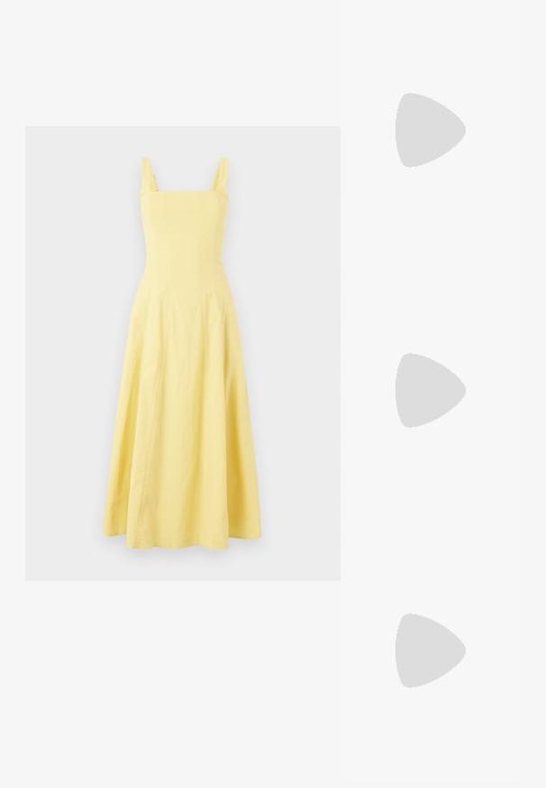 Vestido midi amarelo sem mangas com decote quadrado, corpete justo e saia esvoaçante. Feito de um tecido leve com uma textura suave.; Chinelo preto feito de couro liso, com um design de tira fina e sola baixa com um perfil minimalista. Sem padrões ou acentos notáveis.; Bolsa de couro castanho com duas alças robustas, formato retangular, textura lisa e fecho de zíper. Design minimalista sem padrões visíveis.; Brincos em metal prateado em forma de argola com uma superfície lisa e brilhante e um design estruturado e arredondado. Apresenta um fecho articulado para um uso seguro.