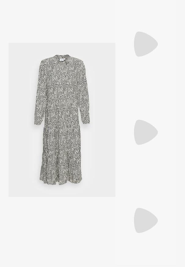 Saint Tropez EDASZ MAXI DRESS - Vestido de dia - raven; Sandy em verniz preto com salto slingback, ponta afilada e salto geométrico. Apresenta um design elegante e minimalista com textura suave.; Saco hobo preto em pele com uma textura lisa, forma curva e uma única alça ajustável; apresenta uma abertura larga na parte de cima.; Brincos em tom de ouro com formas onduladas e texturizadas. Inclui studs escultóricos com presilha e um design de argola aberta com um acabamento martelado.