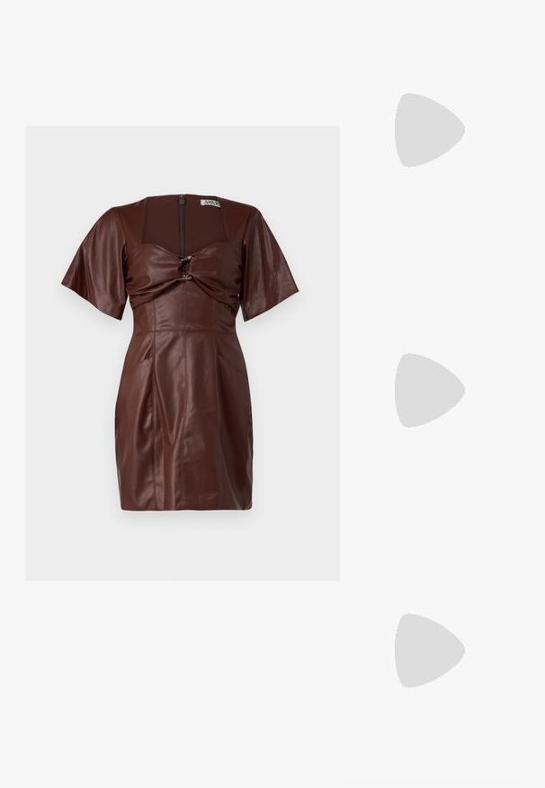 Smeđa kožna mini haljina sa četvrtastim izrezom, kratkim rukavima, detaljem uvijanja sprijeda i zatvaračem na leđima.; Stuart Weitzman KITTY - Klasične cipele s visokom petom - beige/barely beige; Gucci Sunčane naočale - gold-coloured/pink; Tkanirana torba u smeđoj i žutoj boji, s pravokutnim oblikom, dvije ručke i teksturiranom površinom s vidljivim šavovima i oznakom brenda.