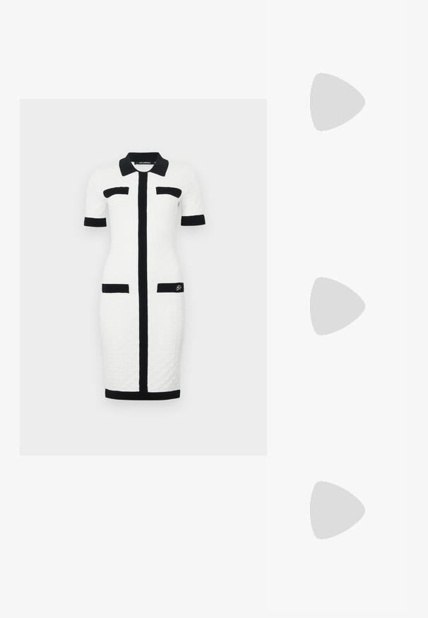 Fehér ruha texturált mintával, rövid ujjú, fekete gallérral és díszítésekkel, elöl cipzárral és két fekete zsebével az elején.; Fekete magas sarkú szandálok vékony pántokkal, csomózott mintával, sima négyzetes orral és karcsú stiletto sarkal rendelkeznek.; Világosszürke fémes kézitáska lánc pánttal, kis kör alakú fém kifinomult díszítéssel és háromszög alakú márkagéppel.; Ezüst karika fülbevalók sima, fényes felülettel. Lekerekített forma, könnyű kialakítással, tűs zárómechanizmussal.