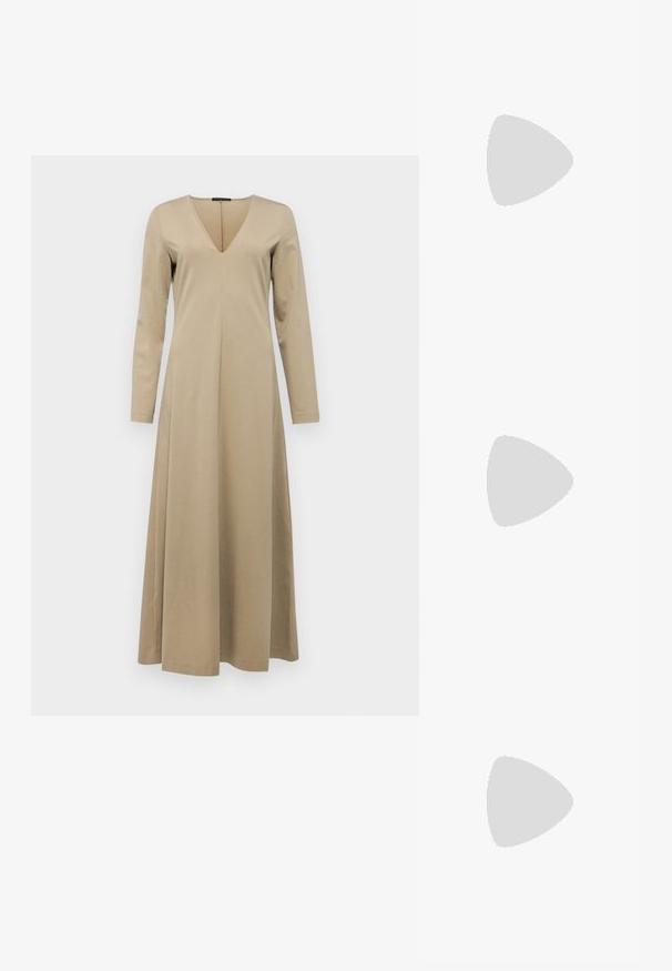 Beige pitkähihaisia mekko, jossa on V-kaula-aukko, liehuva siluetti ja pehmeä tekstuuri. Kangas näyttää tasaiselta ilman näkyviä kuvioita tai koristeita.; Musta, kärjeltään terävä slingback-kengä, jossa on matala korko. Kengässä on sileä nahkamateriaali ja sivuilla leikkaukset hengittävyyttä varten.; Musta käsilaukku, jossa on kaksinkertaiset lyhyet kahvat ja irrotettava olkahihna. Silkkinen nahkatunneinen materiaali, jossa on vetoketjukiinnitys ja logoyksityiskohta.; Hope hopeista, joissa on sileä, kaareva muotoilu. Varustettu kiiltävällä metallipinnoitteella ja nappikiinnityksellä. Ei näkyviä kuvioita tai koristeluja.