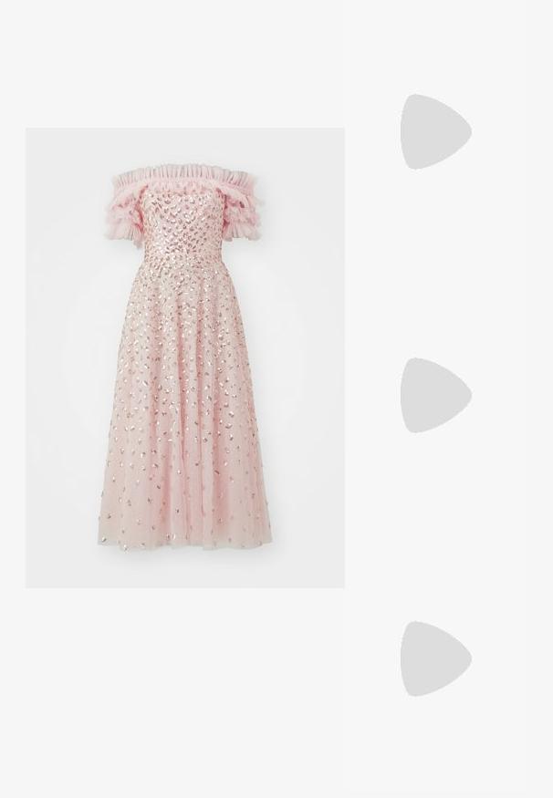 Needle & Thread AUTUMN LEAVES OFF SHOULDER BALLERINA DRESS - Gallakjole - dusk pink/caramel; Guldhælede sandaler med en knyttet front, plisseret tekstur og en ankelrem. Blokhælen har et ribbet design, der forbedrer grebet.; Sort læder crossbody taske med to frontlommer, guldspænder, lynlåslukning og en slank rem. Struktureret overflade og kompakt rektangulær form.; Guldfarvede metal hoops øreringe med en bøjet, forlænget form. Har en glat, skinnende overflade og en afrundet spids for ekstra detalje.