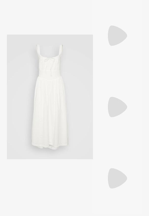 Rochie midi din bumbac alb cu un bust ajustat, bretele ajustabile și o fustă fluidă. Prezintă motive florale brodate.; Sandal cu barete negre, cu vârf pătrat și toc mic de bloc. Prezintă mai multe barete subțiri și o bareta ajustabilă la gleznă. Fabricat din piele netedă.; Geantă de umăr din piele neagră, cu o textură netedă, formă rectangulară și un detaliu din lanț metalic în față. Include curea reglabilă.; Cercei din argint cu stud pătrat, având un finisaj neted și lustruit, într-o formă de lacrimă, care reflectă lumina cu o suprafață lucioasă.