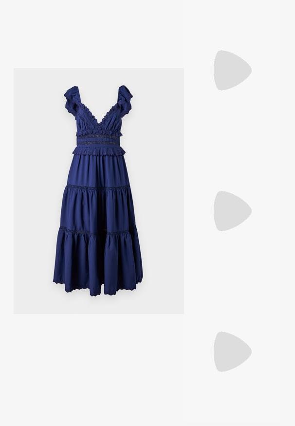 Tumši zila kleita ar dziļu V veida kakla izgriezumu, volānu piedurknēm un pakāpenisku svārku. Satur mežģīņu apdari un pieguļošu korseti ar frill akcentiem.; Balta īsām piedurknēm T-krekls, izgatavots no ribota auduma. Apaļš izgriezums, regulāra piegriezuma un diskrēti šuvumu detaļas. Bez printiem vai grafikām.; Melna ādas baleta kurpe ar noapaļotu purngalu, gludu tekstūru, minimālu šuvju detalizāciju un elastīgu zoles dizainu.; Bordo ādas rokas soma ar atloku, zeltītām detaļām, plecu siksnu un gludu virsmu. Kompakta, taisnstūrveida forma.