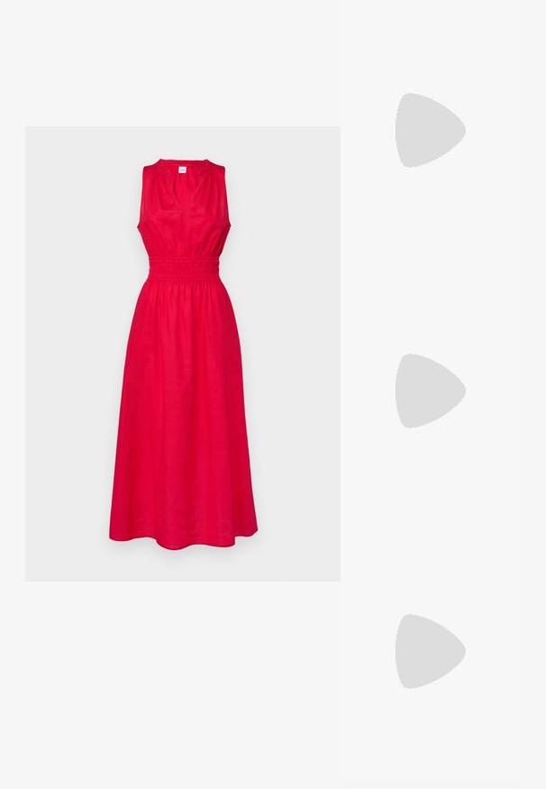 GAP HALTER  - Robe de jour - slipper red; Haut blanc sans bretelles en dentelle texturée avec un corsage smocké et un ourlet froncé. Dispose d'un détail à nouer au niveau de l'encolure.; Bottes de cowboy en cuir marron avec des bouts pointus, des motifs d'ailes gaufrés, un talon bloc de hauteur intermédiaire et une languette à l'arrière.; Lunettes de soleil rondes teinte brun avec une monture bordeaux brillante. Branches fines avec un détail de marque subtil. Design de verres plats.