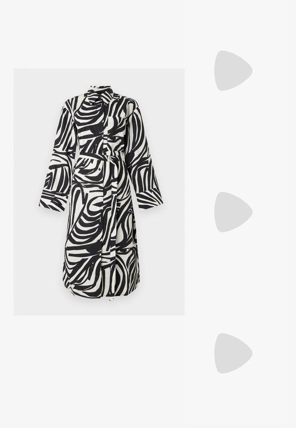 Rochie cămașă cu mâneci lungi, imprimeu abstract alb-negru cu model de zebră, cu guler, nasturi în față, buzunar la piept și centură din același material cu cataramă dublă.; Pantof cu toc mic, cu vârf ascuțit și slingback, realizat din piele netedă, având un design decupat pe lateral pentru respirabilitate.; Calvin Klein LINEAR CAMERA BAG - Geantă crossbody - black; Colier placat cu aur, cu un accent central neted și curbat. Dispune de o chaină flexibilă cu un închizător tip homar și link-uri suplimentare ajustabile.