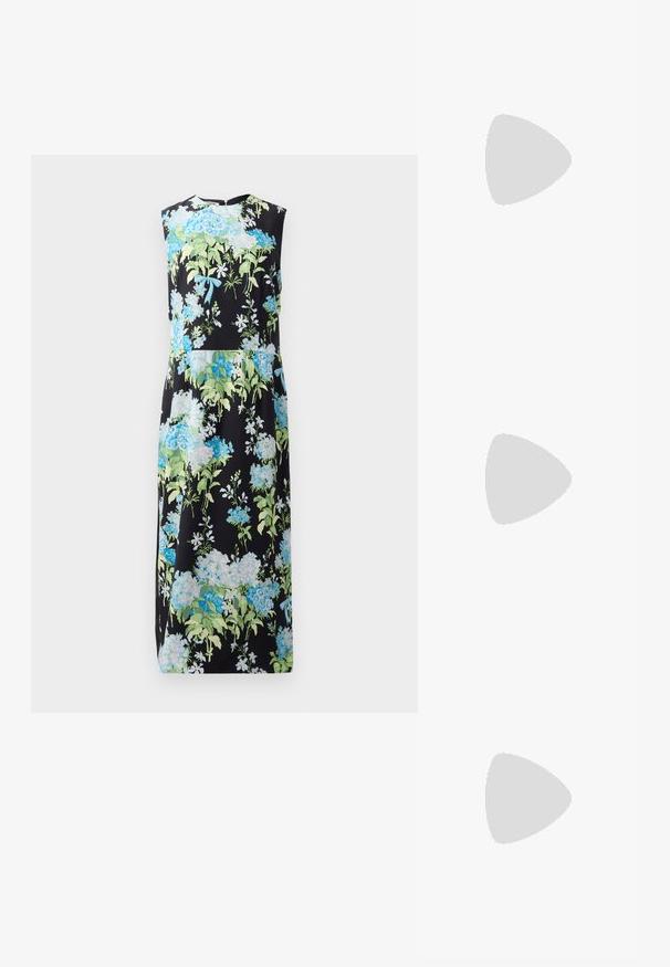 Abito senza maniche a fiori con sfondo nero, caratterizzato da fiori blu e verdi, texture liscia, lunghezza al ginocchio e scollatura rotonda.; Scarpe slingback in vernice nera con punta appuntita, dettaglio in metallo argentato e tacco basso a blocco. Texture liscia e lucida in tutto l'oggetto.; Occhiali da sole ovali marroni con montatura in plastica marrone chiaro. Le aste sottili e le lenti oscurate offrono un design elegante e minimalista.; Borsa trasparente blu realizzata in perline interconnesse, con una forma strutturata e una maniglia corta, dotata di una superficie liscia e una finitura lucida.