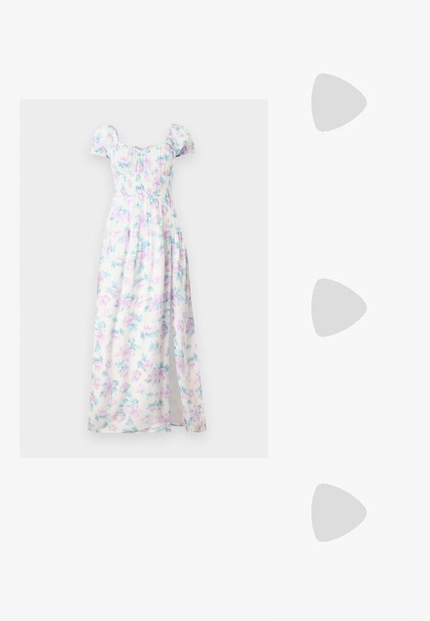 Blomstrete maxi-kjole med korte puffermer, hvit stoff med lyse lilla og tealfargede blomster, smocket midje og sideslitt.; Hvit slingback-hel med spiss tå, glatt overmateriale, lav blokkhelt, og cut-out-design på siden med justerbar spenne.; Runde solbriller med mørke linser og guldrammer. Modellen har en lyseblå, ribbet cardigan med knapper og kontrast hvide ærmer på.; Michael Kors håndleddsveske i beige belagt kanvas med et gjentakende MK-logo mønster, gullfarget maskinvare og en avtakbar kjede-rem.