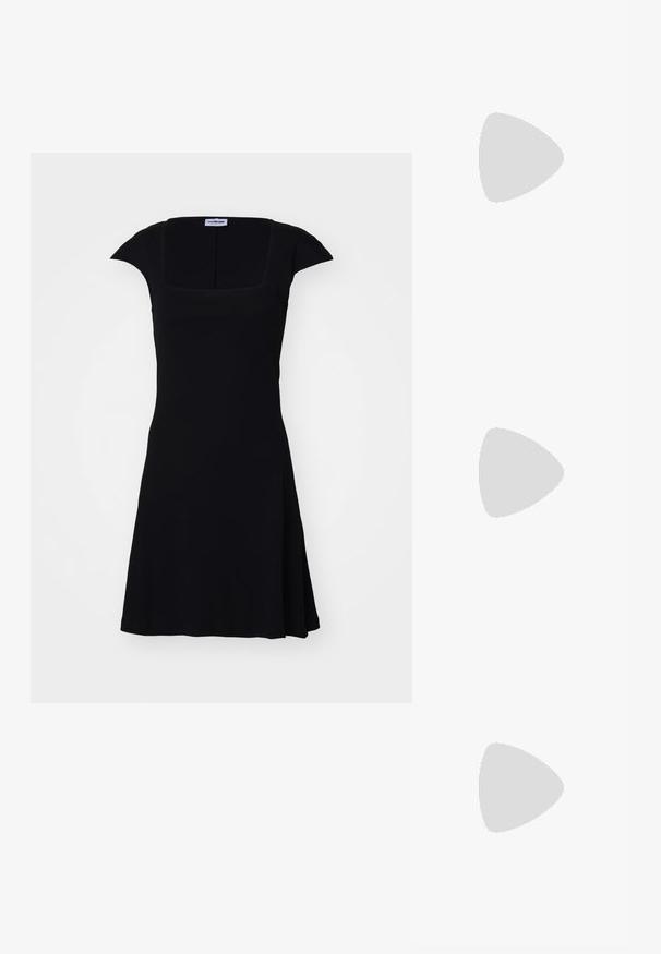 Juoda suknelė su kvadratiniu iškirpimu, trumpomis rankovėmis, prigludusia liemene ir platėjančiu sijonu. Pagaminta iš lygaus, tampraus audinio.; Rudos lakuoti odiniai slingback batai su smailiu pirštu ir vidutinio aukščio kulnu. Yra sagties dirželis, užtikrinantis tvirtą prigludimą. Lygus paviršius.; Rudos aukso dėklai su ovaliais lęšiais, plonomis kojelėmis ir skaidriais akcentais. Ant šventyklos yra subtilus logotipas. Plonas, lengvas dizainas.; Ruda odinė kryžminė rankinė, turinti kreivą formą, auksinius metalinius elementus ir sagtį. Yra nuimama petneša.