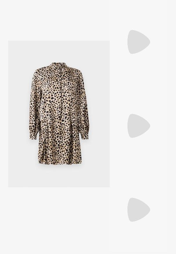 Vestido de estampado de leopardo hecho de tela suave, con un frente abotonado, mangas largas y una falda con pliegues y un cuello clásico.; Botín de cuero marrón hasta el tobillo, con punta cuadrada, acabado texturizado y un tacón bajo apilado. Presenta una pestaña trasera y detalles de costura sutiles.; Bolso de cuero marrón con estampado de cocodrilo, de forma cilíndrica, con herrajes en tono dorado y una correa desmontable con tachuelas.; Rabanne XL LINK  DOUBLE HOOP EARRINGS - Pendientes - gold-coloured