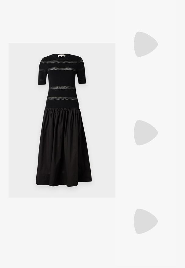 Sea DEVON KNIT LONG COMBO DRESS - Robe longue - black; Ballerines en cuir noir avec un bout rond, texture lisse, détails de couture minimalistes et design de semelle flexible.; Sac seau en cuir noir avec une finition texturée, accents en matériel doré et une ouverture en haut. Il dispose d'une courte poignée et d'une sangle d'épaule réglable.; Boucles d'oreilles avec clou en métal doré et design torsadé. Chaque boucle d'oreille est dotée d'un arrière transparent circulaire pour un port sécurisé.