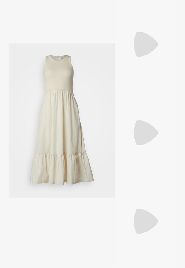 GAP MIDI DRESS - Dienas kleita - beige; Brūni ādas augstās zābaki līdz ceļgaliem ar noapaļotu purngali, sānu šuvēm un bloku papēdi. Iespēlē aizmugurē ērti uzvelkams cilpiņa.; Zila denim soma ar mīkstu, apaļu formu un izliekto rokturi. Tekstūra ir maiga, un tajā ir redzamas šuves un gluda virsma.; Sudraba riņķveida auss gredzeni ar gludu, pulētu apdari. Apaļa forma un drošs klikšķa augšējais slēgums. Viegls dizains, kas piemērots ikdienas valkāšanai.