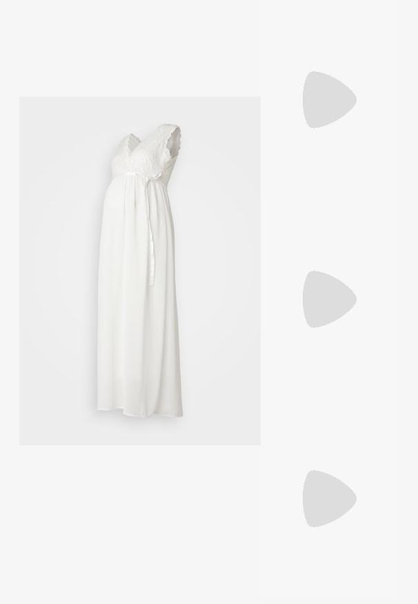 MAMALICIOUS MLMIVANE TESS DRESS - Proginė apranga - snow white; Juoda lakuota Mary Jane bateliai su smailiu nosiu, reguliuojama juosta ir bloko kulnu, pasižymintys blizgiu paviršiumi ir minimalistiniu dizainu.; Juoda rankinė su dviem trumpais rankenėlėmis ir nuimamu petį. Lygaus odos tipo medžiaga su užtrauktuku ir logotipo detale.; Sidabrinis dvigubas žiedas su lygiu, poliruotu paviršiumi. Pasižymi sklandžiu, kreiptu dizainu su persipinančiomis dalimis, suteikiančiomis modernų išvaizdą.