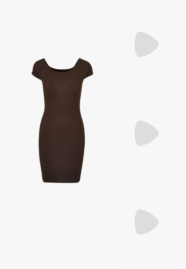 Hnedé vystužené bodycon šaty s krátkymi rukávmi a výstrihom do písmena U, navrhnuté pre priliehavú siluetu. Hladká textúra po celom obvode.; Čierne lakované kožené sandálové podpätky s špicatou špičkou a geometrickým blokovým podpätkom. Disponujú elegantným, minimalistickým dizajnom a hladkým povrchom.; Čierna kožená hobo taška so hladkou textúrou, zakriveným tvarom a jedným nastaviteľným popruhom; má široké otvorenie na vrchu.; Zlaté kruhové náušnice s hladkým, lesklým povrchom. S polkruhovým tvarom a bezpečným zapínaním na kolík.