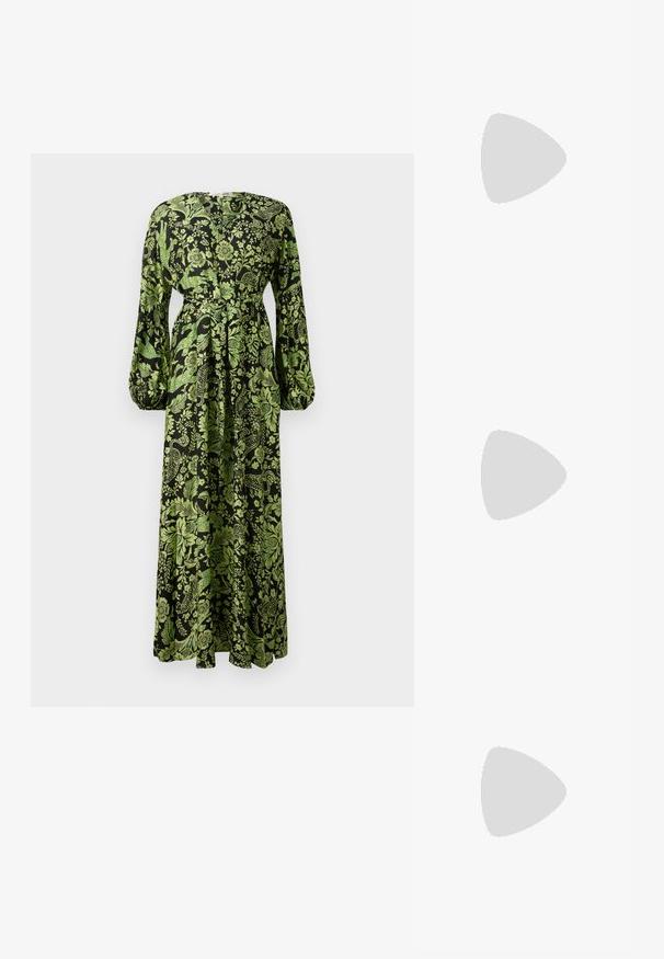 Diane von Furstenberg SAL DRESS - Maxi-jurk - french reflection; Filippa K REY FLAT - Ballerina's - black; Zwarte leren emmer tas met een gestructureerde afwerking, gouden hardware accenten en een open bovenkant. Heeft een korte handgreep en een verstelbare schouderriem.; Gouden knoopstuds met een gedraaide design. Elke oorring heeft een ronde transparante achterkant voor een veilige draagervaring.