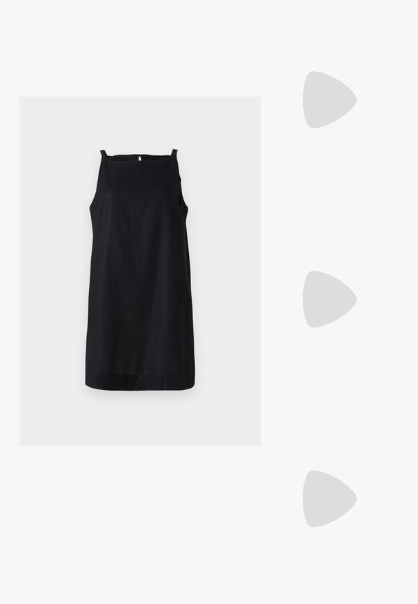 Svart ärmlös klänning av lättviktsmaterial med rak nederkant och en nyckelhål bak detalj. Enkel, minimalistisk design.; Vit bomull t-shirt med en stor, lysande röd hummergrafik på framsidan. Kortsleeves och standard rundad halsdesign.; Vit hög topp canvas sneaker med svart gummisulan, framsidan gummitåhätta och sex öglor för snören, med en ren, minimalistisk design.; Röd läderhandväska med en vinkelrät, geometrisk design. Har ett justerbart axelband och en klaffstängning med sydda detaljer.