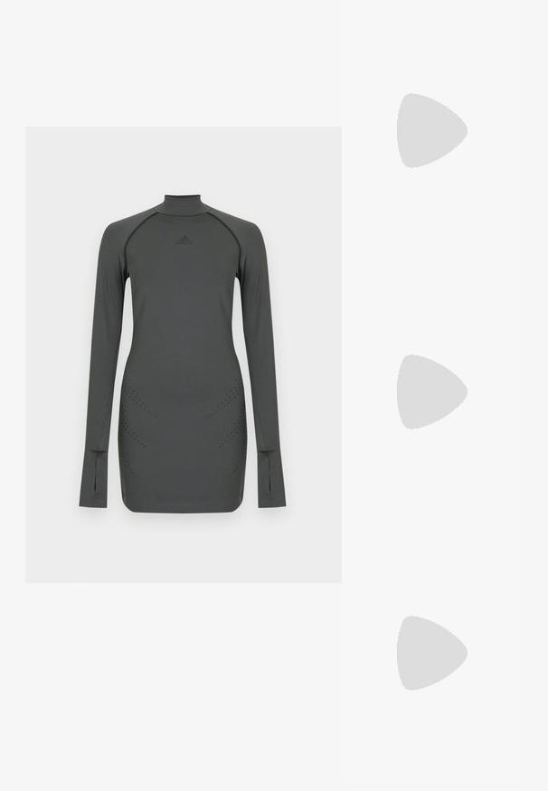 Maglietta sportiva a maniche lunghe in tessuto grigio scuro con collo alto, caratterizzata da dettagli perforati sottili e un logo sul petto.; Stivale alla caviglia in pelle nera con pannelli elastici laterali, linguetta di trazione e una suola spessa e robusta. Texture liscia con un design moderno.; Occhiali da sole neri a forma di occhio di gatto con finitura opaca, dotati di lenti grigie, angoli acuti e stanghette slanciate. Nome del marchio visibile all'interno della stanghetta.; Borsa hobo in pelle nera con una forma morbida e curvata. Presenta un ampio manico superiore e pieghe alla base per una texture morbida.