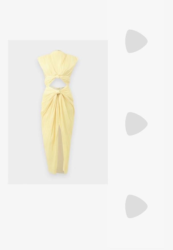 Cult Gaia INAYA DRESS - Rochie cocktail/Rochie petrecere - daffodil; Adidași din piele albă, design de tip low-top, cu o textură netedă, vârf rotund, față șiretată și un mic logo brodat pe lateral.; Geantă din piele neagră în formă de jumătate de lună, cu accente din metal auriu, având un închidere cu fermoar. Purtați-o în diagonală peste un pulover gri.; Cercei cu tija aurie, cu un design răsucit. Fiecare cercel are un fundal circular transparent pentru o purtare sigură.