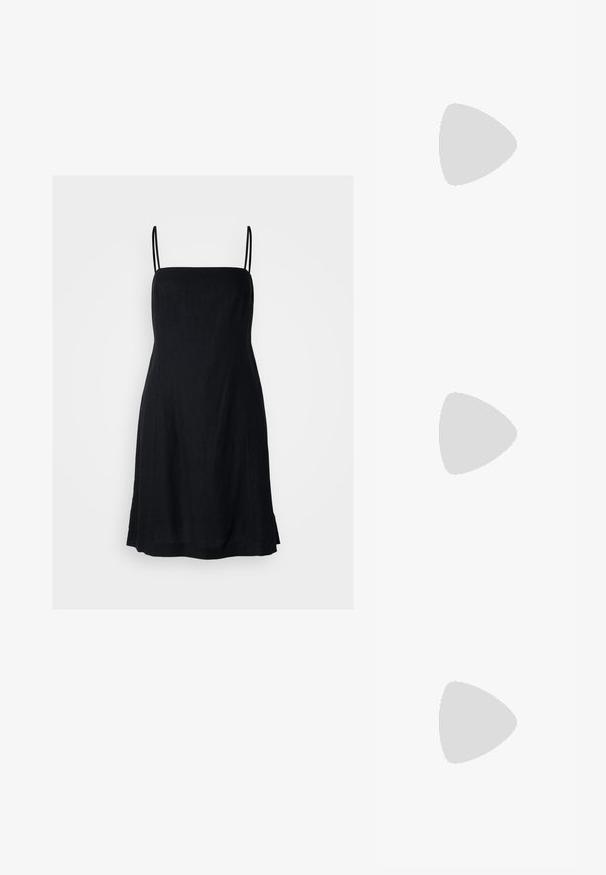 Gap Tall Dnevna obleka - black; Bela brezrokavnica s okroglim izrezom. Narejena iz gladkega materiala, ima sproščen kroj in minimalističen dizajn. Brez vzorcev ali okrasnih elementov.; Črne gležnjarje s debelim, teksturiranim podplatom in visokim peto. Imajo elastične stranske panele in zanko za poteg za lažje obuvanje. Gladek zaključek.; Bežna torbica iz mehkega materiala, z ohlapno zasnovo, šivi in dvema naramnicama. Primerna za vsakodnevno uporabo.